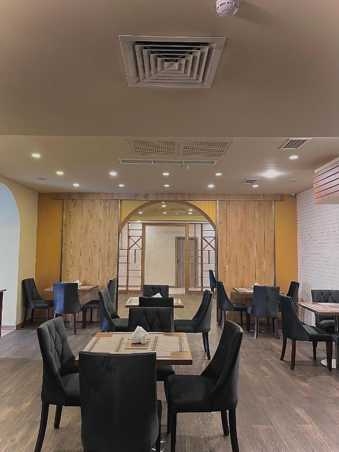 Bien Hotel Єреван Екстер'єр фото