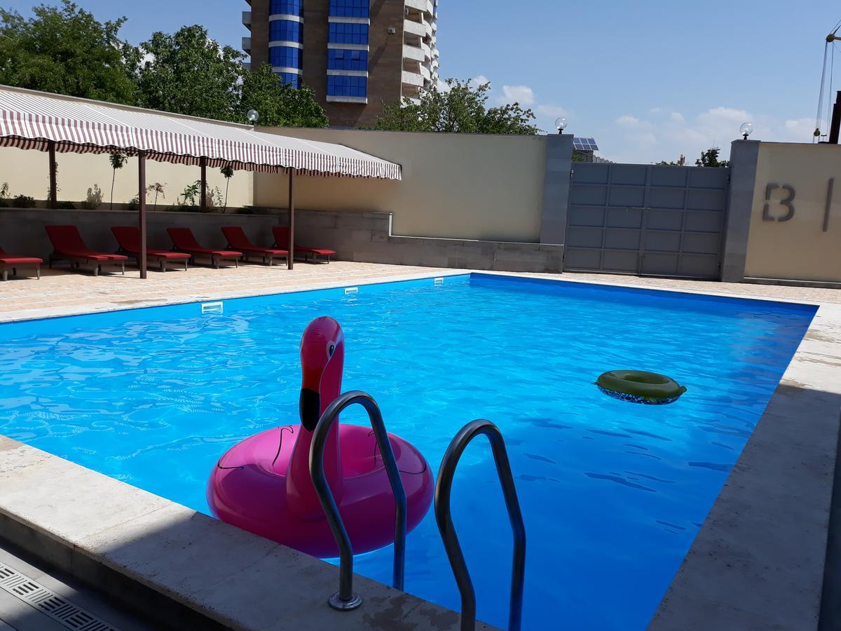 Bien Hotel Єреван Екстер'єр фото